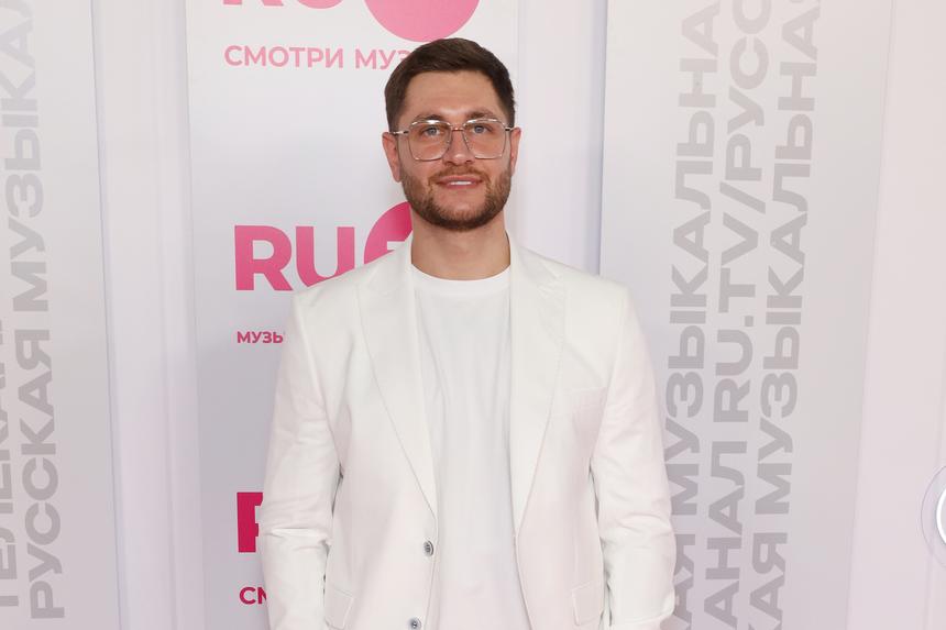 Певец Давид Манукян