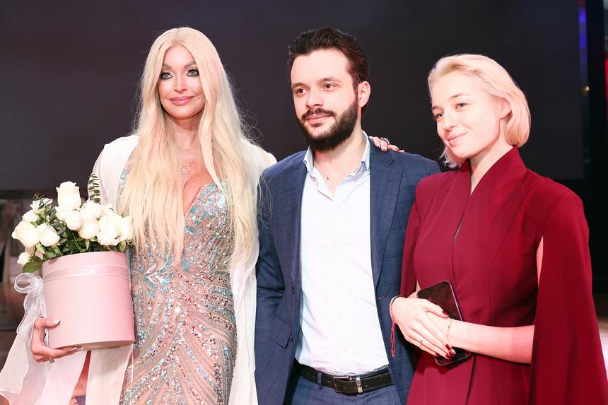 Прохор Шаляпин не приехал, а дочь выходит замуж: подробности дня рождения Анастасии Волочковой