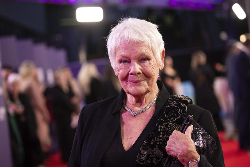 «У меня нет выбора»: 90-летняя Джуди Денч сообщила о трудностях из-за прогрессирующей слепоты