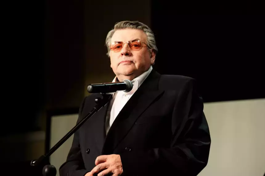 Внук Александра Ширвиндта обратился в суд после оглашения завещания актера