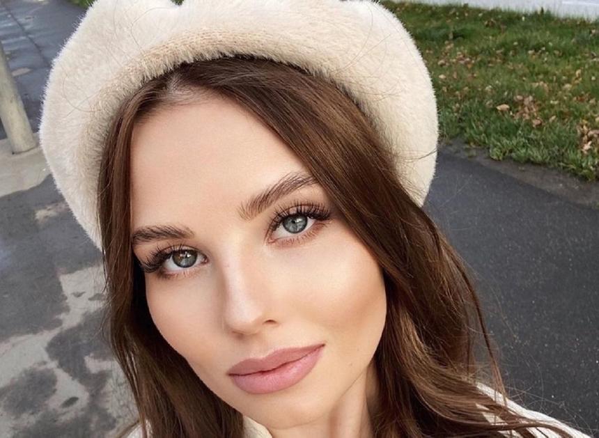 «Было невозможно даже моргать»: беременная невестка Валерии пожаловалась на изнуряющие боли