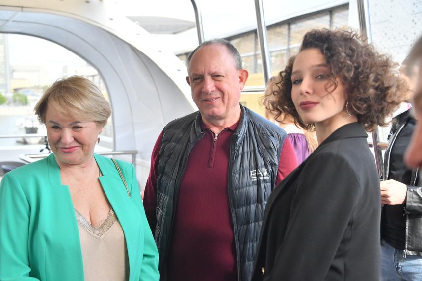 «Она у нас в сердцах»: дочь Началовой показала видео с мамой в день ее рождения