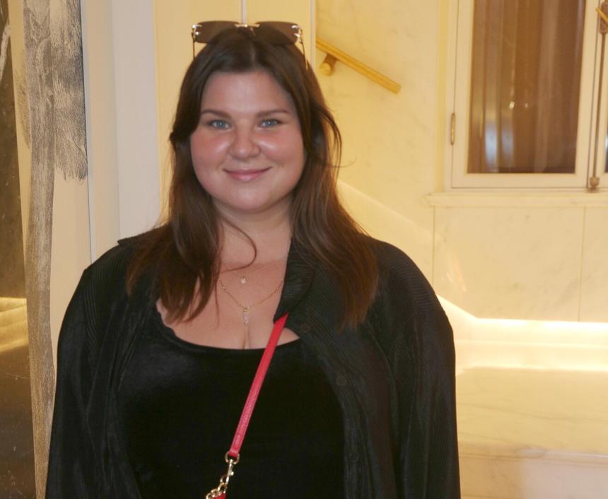 Звезда «Постучись в мою дверь в Москве» Серина рассказала о скромной свадьбе