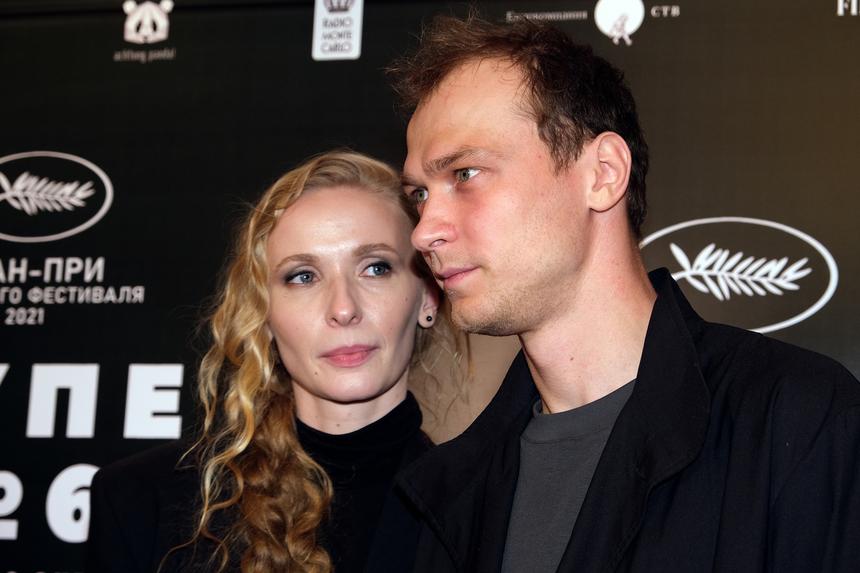 «Быть красивой — не означает быть привлекательной»: что не так со стилем жены Юры Борисова