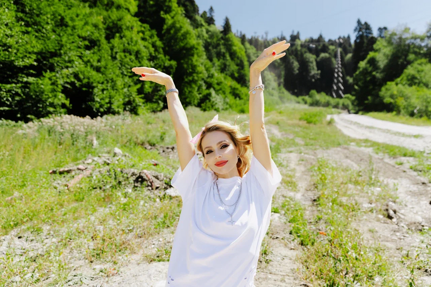 «Бывший муж пытался отнять дом»: певица Ксения Новикова рассказала о судах с экс-супругом