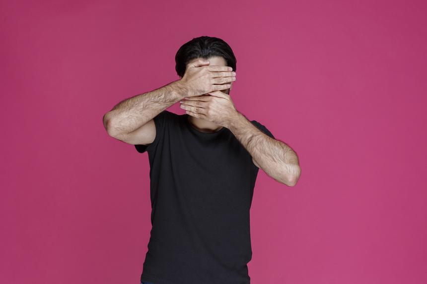 Мужчина перенес сердечный приступ и отказался от госпитализации, спеша на работу