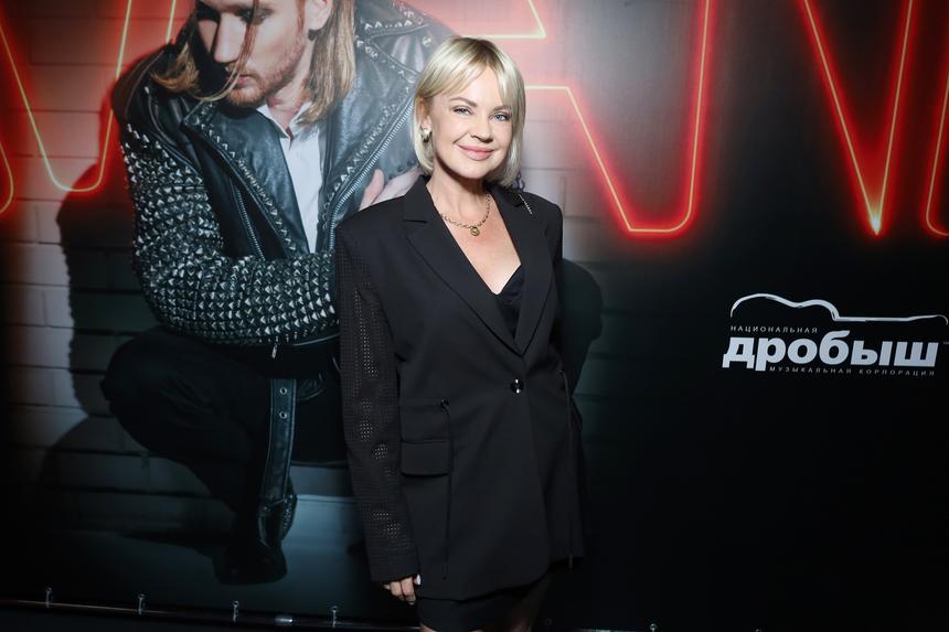 «Инстинкт самосохранения работает»: Ирина Ортман рассказала о страхе во время поездок на СВО