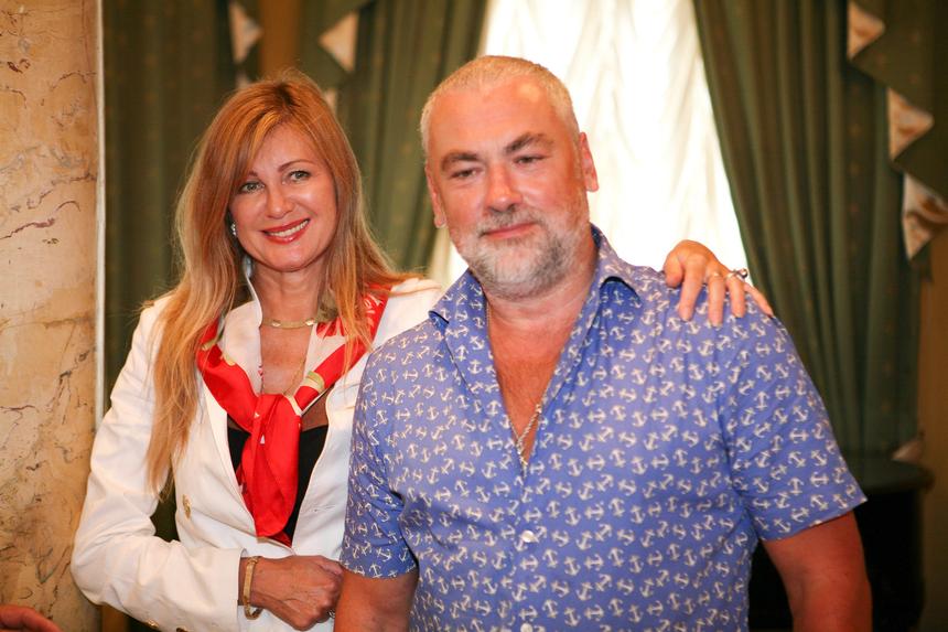 «На какой джаге сидят»: Цыганова резко высказалась о присвоении Кате Лель звания заслуженной артистки