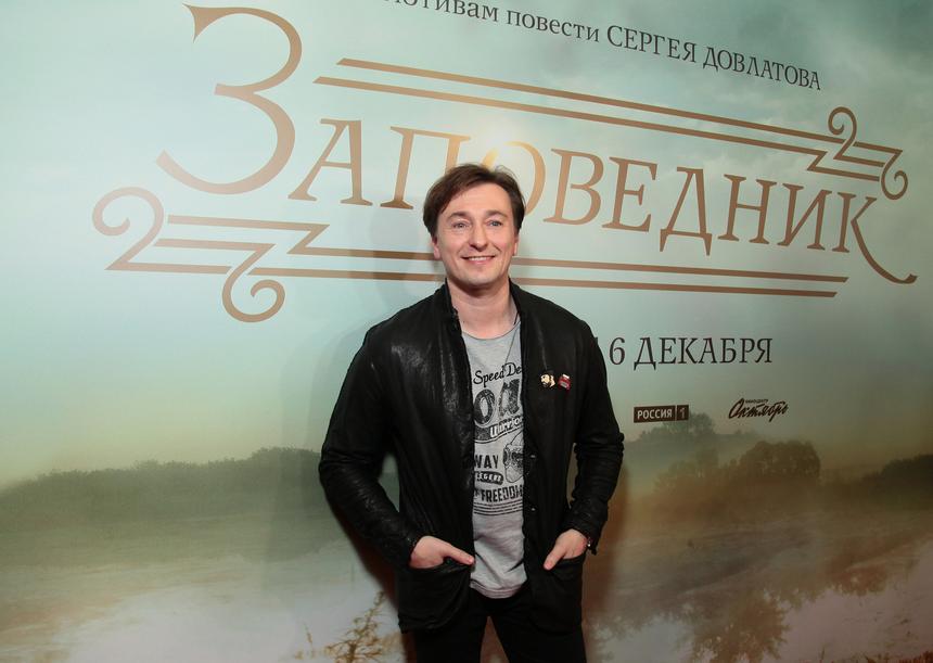 «Делюсь красотой»: Сергей Безруков снялся с повзрослевшей дочерью