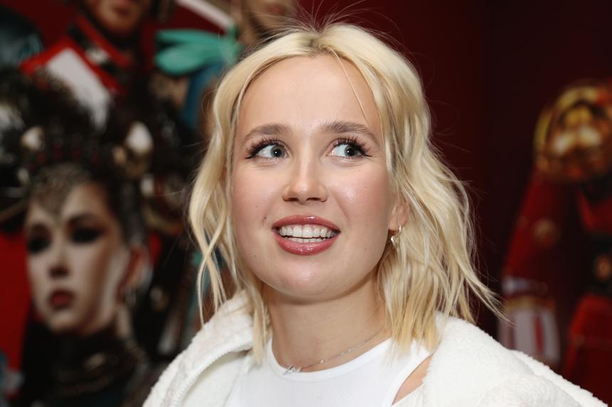 Пойдет по пути Бузовой? Что происходит с Клавой Кокой после расставания с бойфрендом