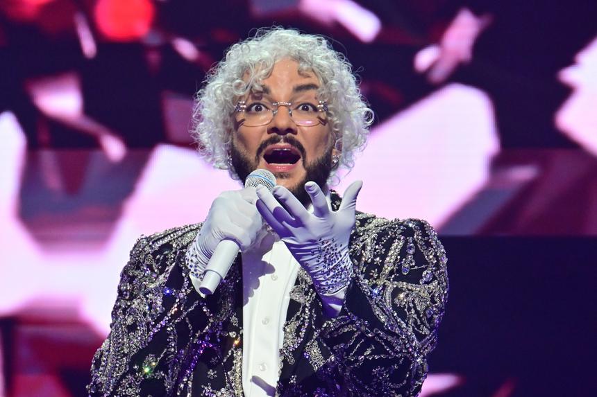 «А я люблю»: Филипп Киркоров простил Лолиту, назвавшую его предателем