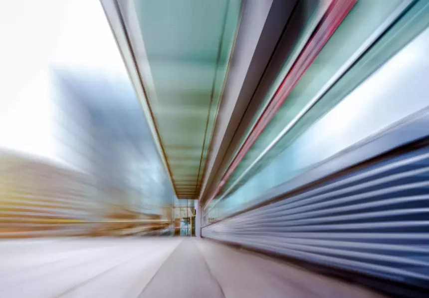 11-летний школьник упал под поезд в московском метро