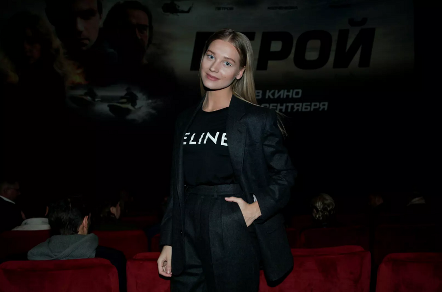 Асмус выложила чувственный ролик с участием Харламова в его день рождения