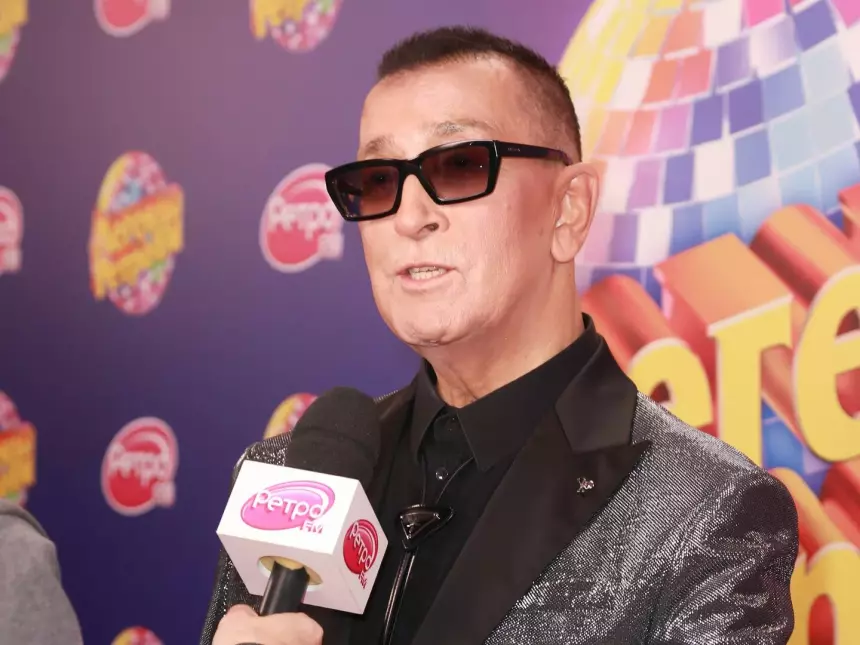 Улыбался и позировал: Александр Буйнов вышел в свет после недавнего ДТП, в котором пострадала женщина