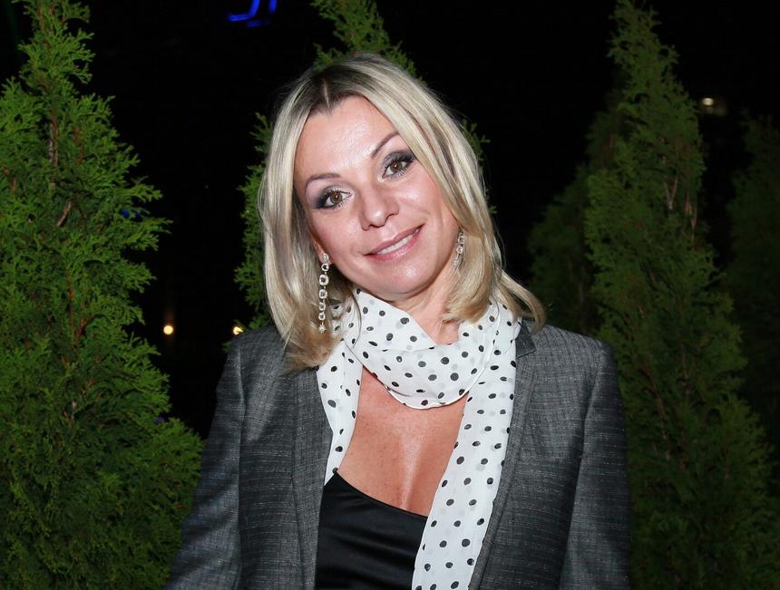 Певица Ирина Салтыкова ответила журналистам в Кремле фразой «идите в баню»