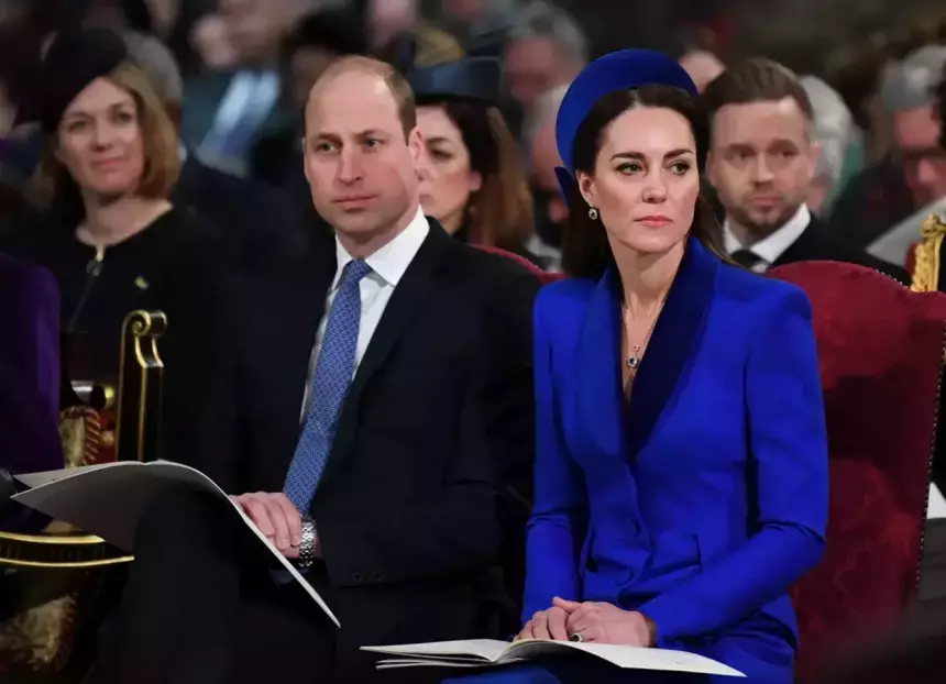 Кейт Миддлтон появилась на параде Дня Святого Патрика в броши с изумрудами