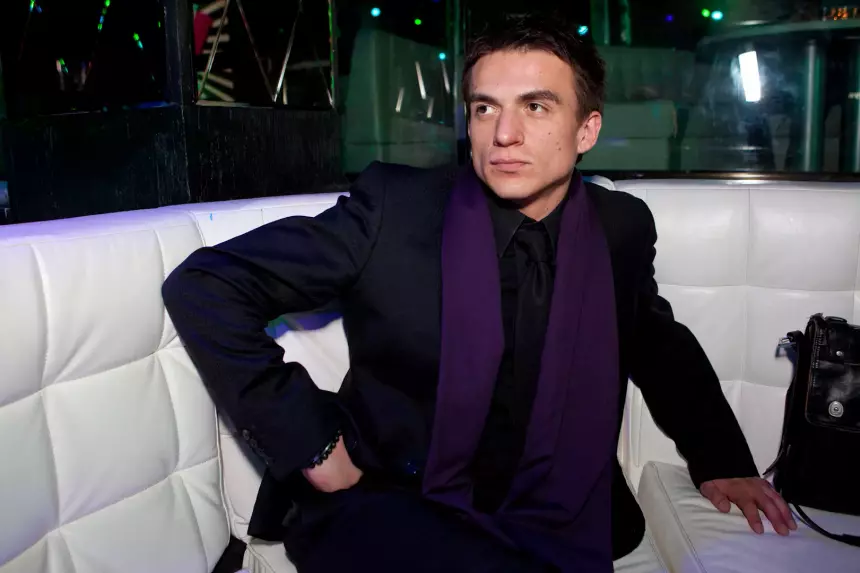 Топалов снес оператора на прощании с Бедросом Киркоровым, что тот сел на землю