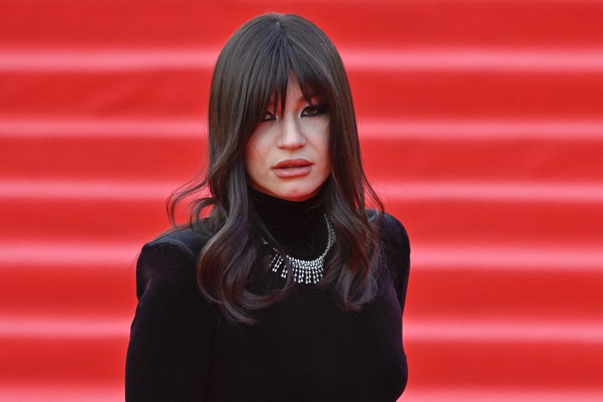 Ида Галич отложила свадьбу, чтобы не быть «беременным ламантином» на торжестве