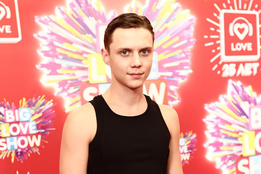 15-летняя Анна Пересильд впервые публично высказалась о 19-летнем Ване Дмитриенко