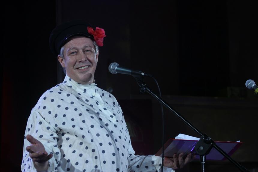 Певица Вика Цыганова выступила против отправки Ефремова с концертами в зону СВО