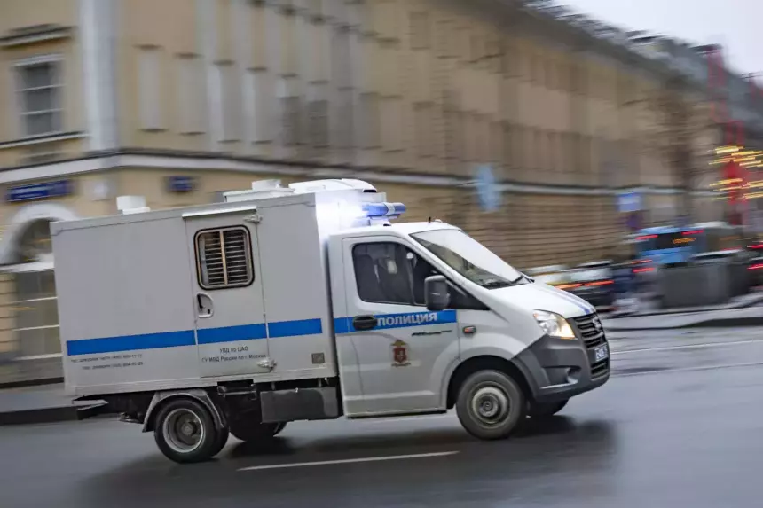 В Улан-Удэ мужчина зарезал охранника бара, который пытался его выгнать