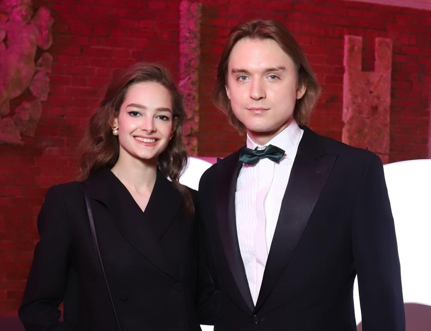 «Добрых, красивых, умных много»: чем Севенард покорила премьера Большого театра Родькина