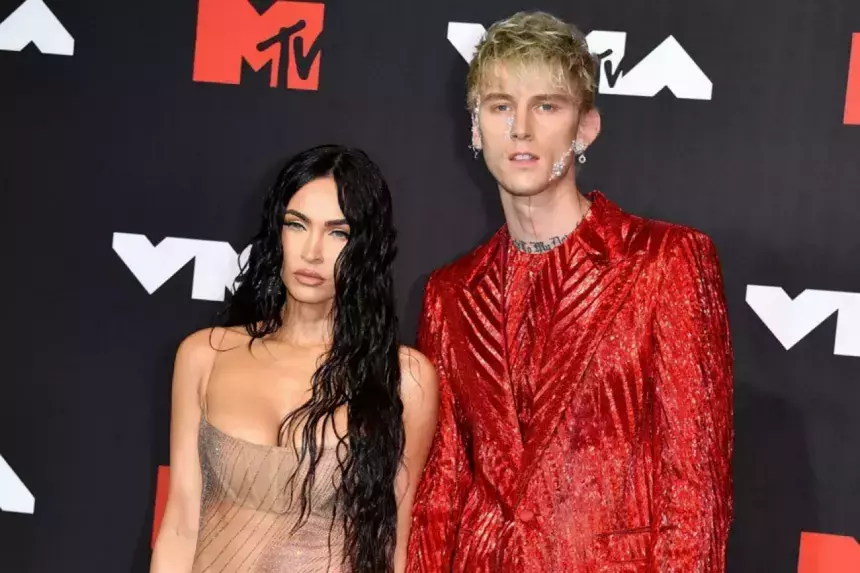 38-летняя Меган Фокс родила четвертого ребенка после разрыва с Machine Gun Kelly
