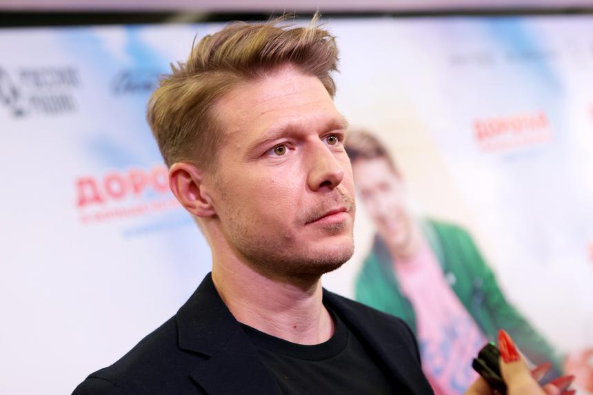 «Человек не выбирает, в какой семье родиться»: Никита Ефремов высказался о грузе звездной фамилии