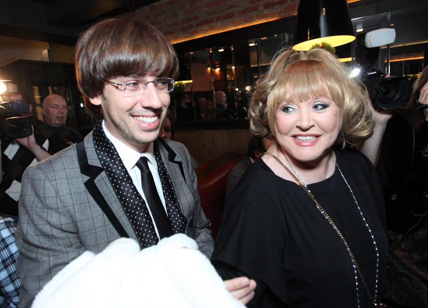 «Просила не наказывать»: депутат рассказал, почему Пугачеву не признали иноагентом