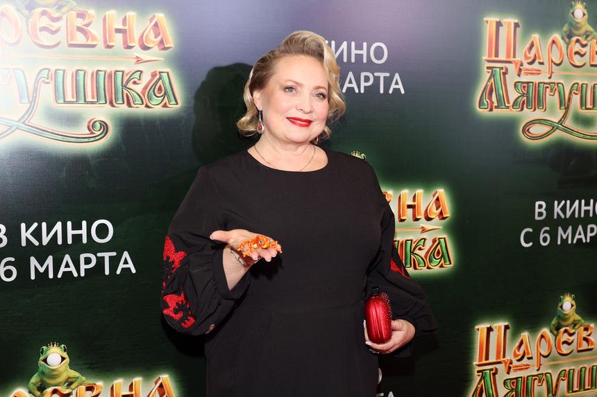 Светлана Пермякова легла под нож хирурга, чтобы избавиться от второго подбородка