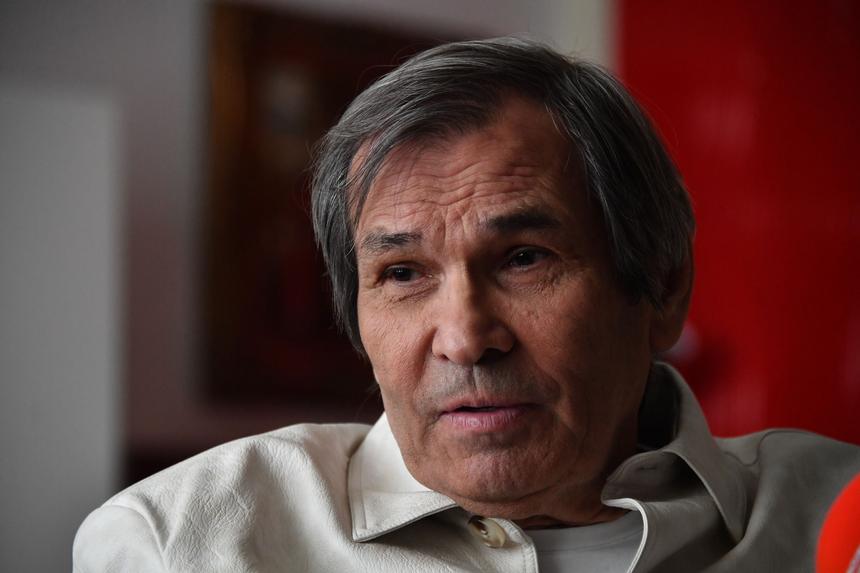 «Я его еле успокоила»: Бари Алибасов тяжело переживает смерть директора «На-На» Виталия Фроликова