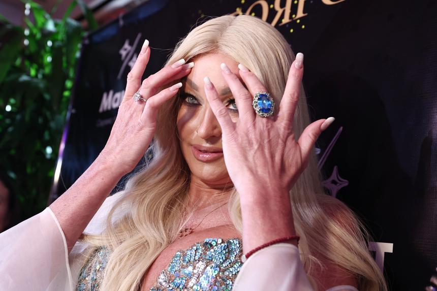 «Все готово, и мое платье в том числе»: Волочкова поставила точку в слухах про отмену свадьбы дочери