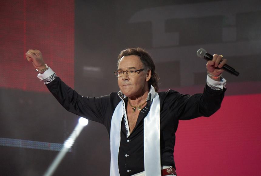 «За концерты деньги не получаю»: Михаил Муромов пожаловался на маленькую пенсию