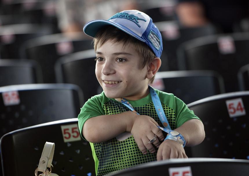 Увеличили рост на 6 см и сделали несколько операций: как живет звезда «Голоса. Дети» Данил Плужников