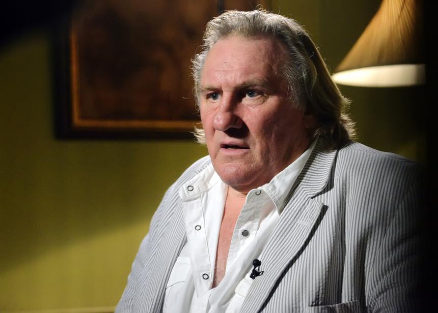 Агент осужденного за домогательства Жерара Депардье прокомментировал приговор артисту