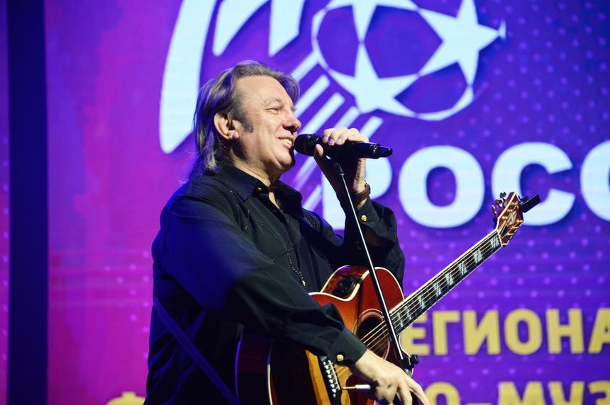 «Не справится»: Юрий Лоза не разрешил Клаве Коке исполнять песню «Плот»