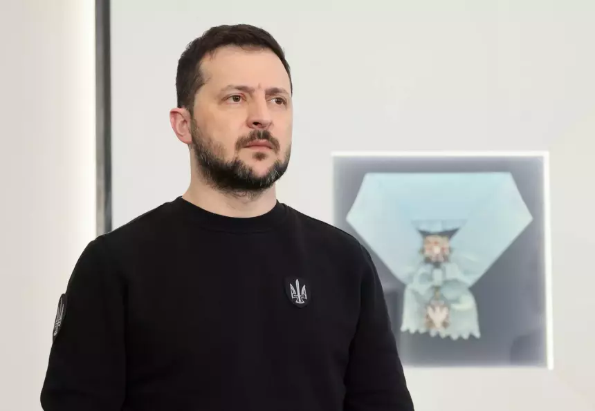 «Задумчивый диктатор»: ирландский журналист высмеял Владимира Зеленского