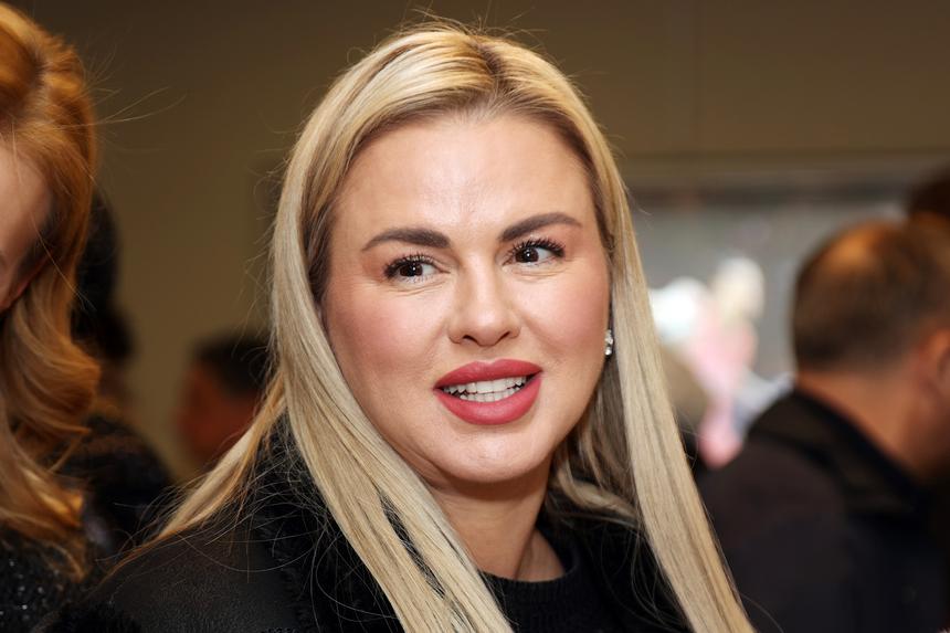 «У меня нет никаких страхов»: Анна Семенович готова рожать после 45 лет