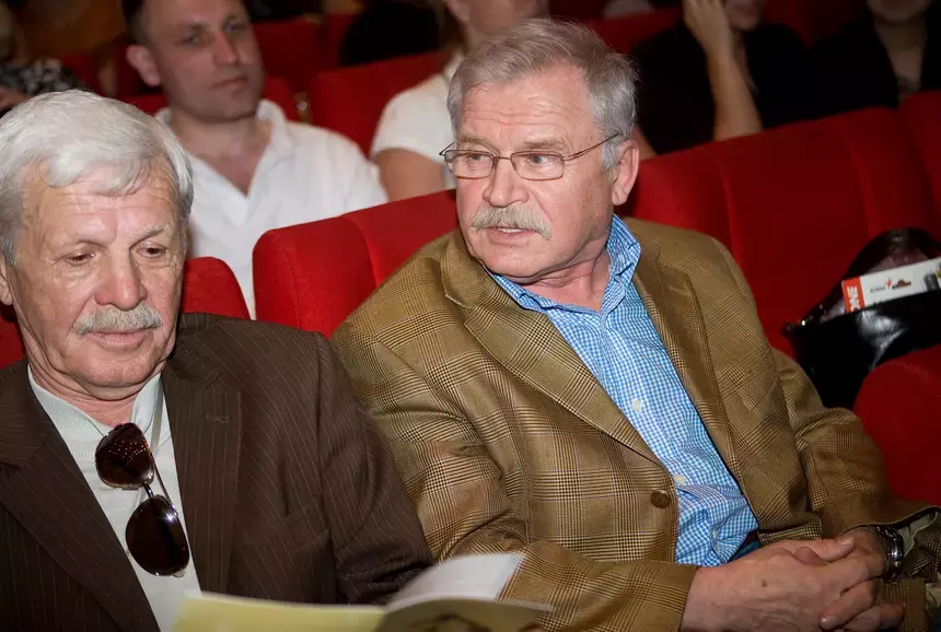 «Упал на асфальт»: Никоненко вспомнил, как познакомился с Задорновым