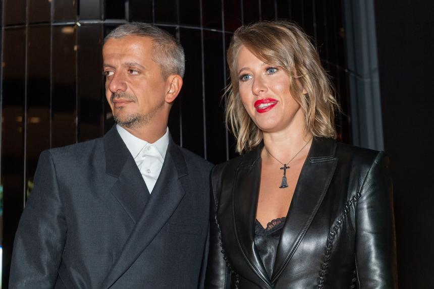 «Накапливаются обиды»: психолог заявил о кризисе в отношениях Собчак и Богомолова