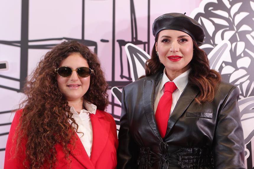 Певица Жасмин рассказала о нестандартной системе обучения детей