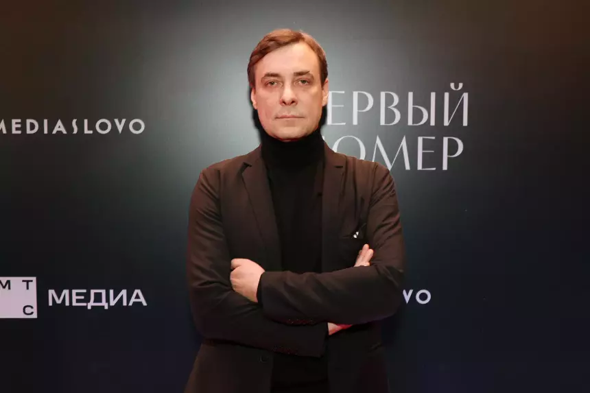 Сопроводил снимок лаконичной и теплой подписью: Евгений Цыганов трогательно поздравил Юлию Снигирь с 42-летием