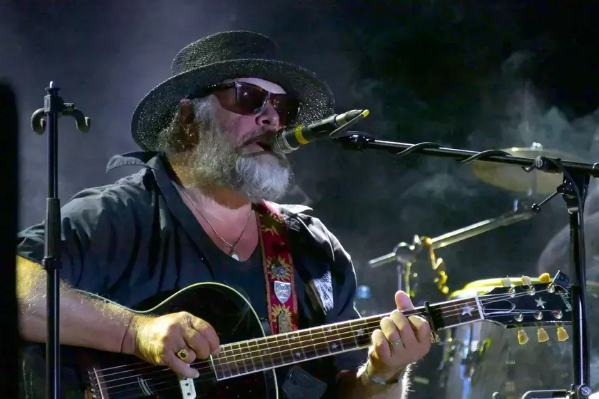 Гребенщиков* призвал молиться за здоровье основателя «Аквариума» Гуницкого