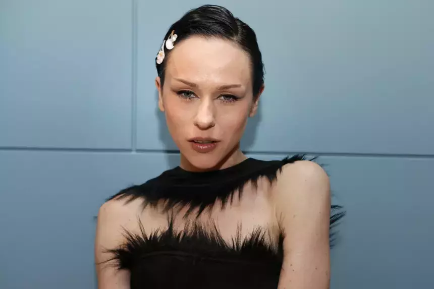 «Где защита детской нравственности?»: певицу IOWA хотят отменить после выступления в Великом Новгороде