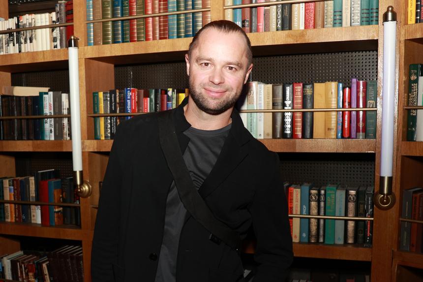 «Не воспринимает сына как отдельного мужчину»: Германика «набросилась» на мать Гогунского после интервью Собчак