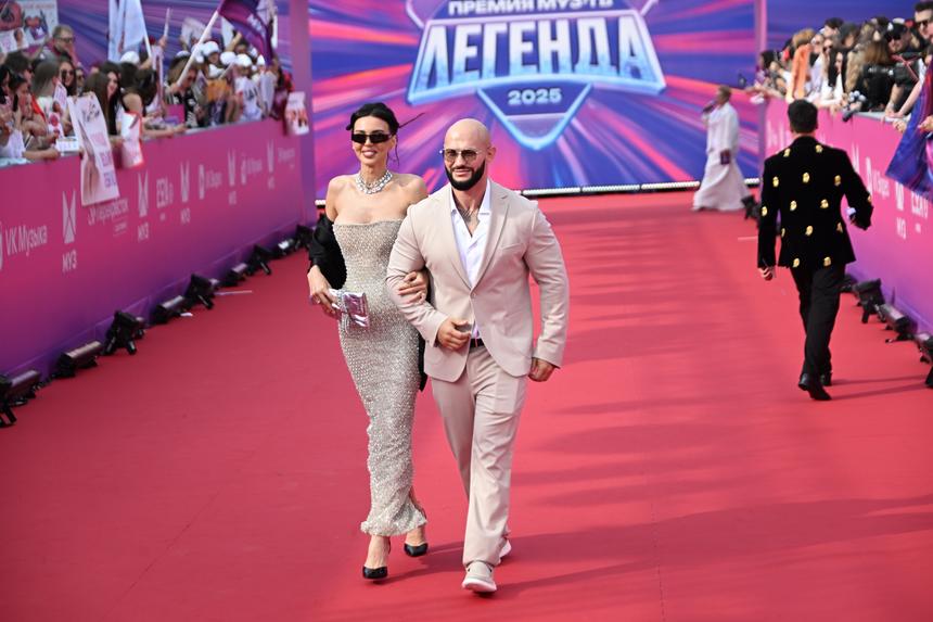 Раскрыта цена платья, которое едва не опозорило жену Джигана Оксану Самойлову