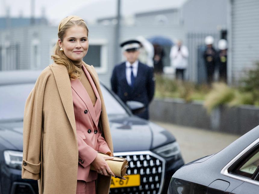 Требуется операция: принцесса Нидерландов Катарина-Амалия госпитализирована с травмой