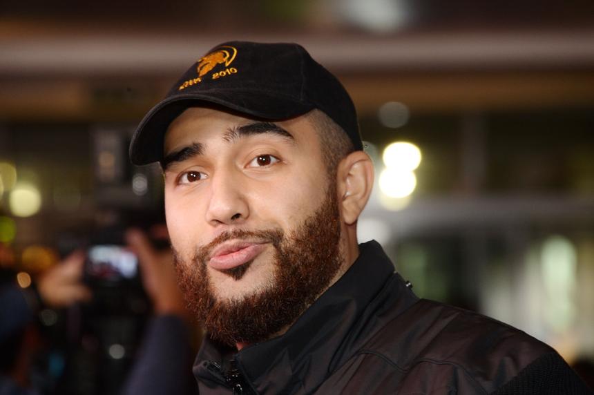 «Хочет здесь зарабатывать деньги? Мы не дадим»: Jah Khalib могут запретить выступать в Москве из-за поддержки Украины