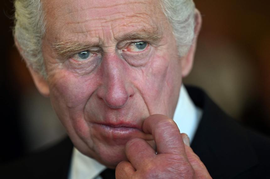 «Я был бы рад примирению»: король Карл III публикует пост ко Дню отца после признания Гарри