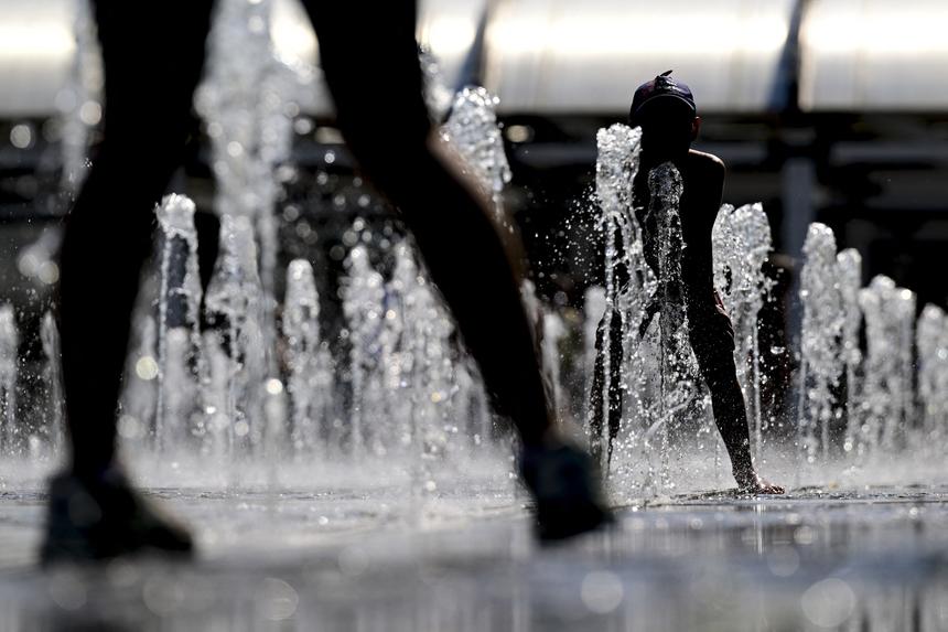 Родители попросили заасфальтировать фонтан под Белгородом после смерти дочери